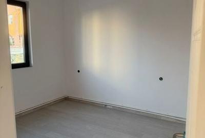 Casă cu 4 camere cu Teren 200 Mp în Central - 7