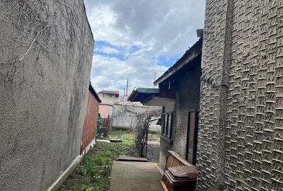 Casă cu 3 camere cu Teren 290 Mp în Central