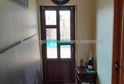 Vilă de vânzare cu 5 camere, regim de înălțime P+1 zona - 10