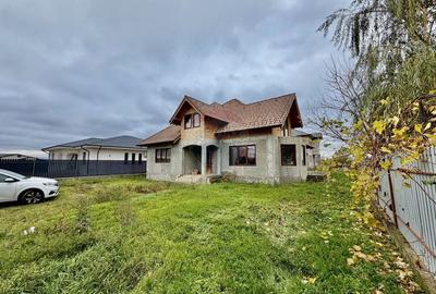 Casa / Vila Caisului 90% gata - 3