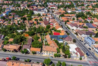 Vand CASA+TEREN, OPORTUNITATE OENTRU INVESTI?II, in Arad!