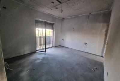 Casă cu 5 camere cu Teren 400 Mp în Mehala