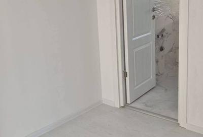 Casă cu 5 camere cu Teren 519 Mp în Km 5 - 11