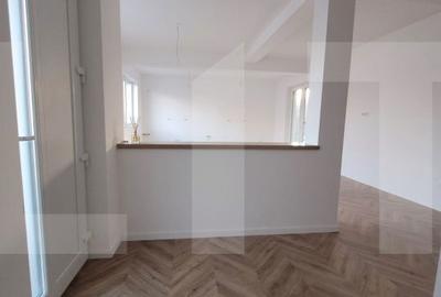Casă cu 5 camere cu Teren 300 Mp în Merghindeal - 13