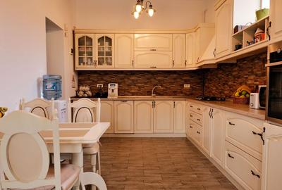 Refugiu toscan la marginea pădurii din Corbeanca, piscină și teren generos - 8