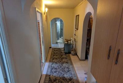 Apartament cu 4 camere decomandat în Central - 4