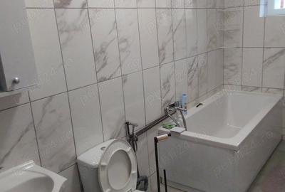 Casa de vinzare cu 2 apartamente - 3