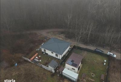 Casă cu 4 camere decomandat cu Canalizare în Clinceni