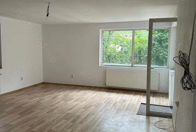 Apartament de vanzare - 5