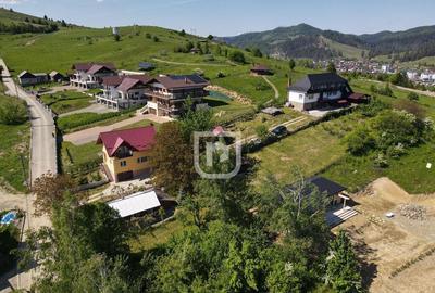 Casa batraneasca cu foi?or ?i teren - 2