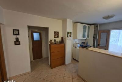 Apartament cu 4 camere decomandat în Aviației - 17