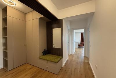 Apartament cu 2 camere decomandat în Tractorul - 25