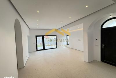 Casă cu 3 camere cu Teren 400 Mp în Sânmihaiu Român - 1