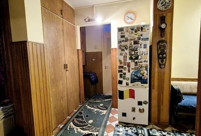 Casa de Cultura -  2 camere decomandate , etaj 1 - 7