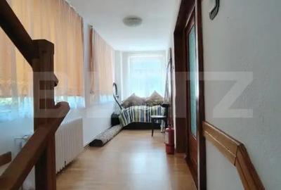 Casă cu 5 camere cu Teren 226 Mp în Sovata - 13