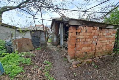 Casă cu 5 camere cu Teren 1700 Mp în Episcopia Bihorului - 8