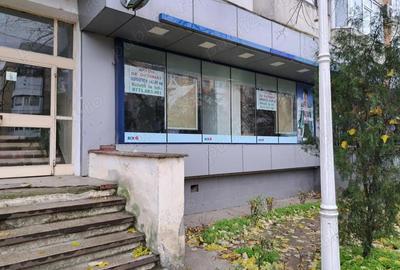 Inchriere spatiu comercial Str.Brazda lui Novac Bl C7 parter ( fost BCR) - 1