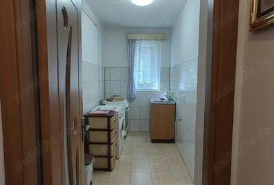 Vand apartament 3 camere in Hunedoara, zona Micro1-Parc Corvin, et.2 - 5