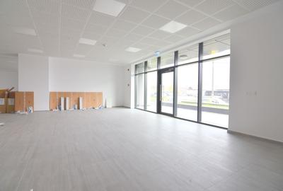 Spațiu comercial, de 201.5 mp, în Complex Studențesc - 5