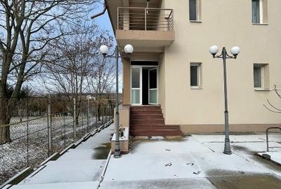 Casă individuală cu 11 camere cu Teren 2159 Mp în Balotești - 2