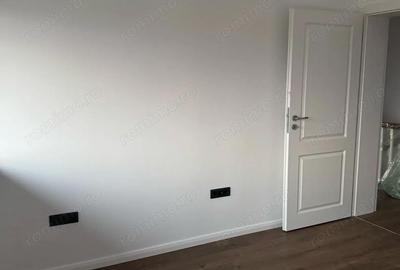 Casă cu 5 camere în Moșnița Nouă - 4