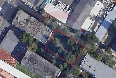 Teren de 1152 mp, în Militari