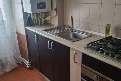 Garsonieră decomandată în Nicolina - 10