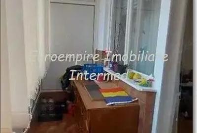 Apartament cu 3 camere decomandat, mobilat în ICIL
