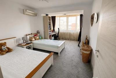 Apartament cu 4 camere decomandat în Băneasa - 3