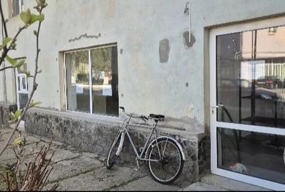 Spațiu comercial, de 300 mp, în Roșia Montană - 2