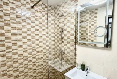 Apartament cu 3 camere semidecomandat în Central - 3