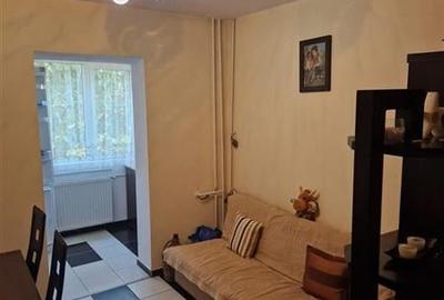 Apartament 2 camere decomandat etaj 3 zona Girocului - 2