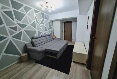 Apartament cu 3 camere decomandat, mobilat în Turnișor