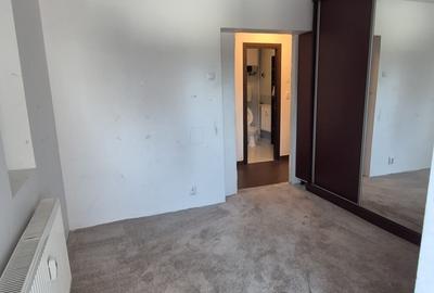 Apartament cu 3 camere decomandat în 1 Mai - 16