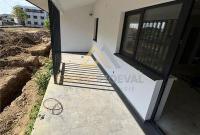 Casă cu 4 camere cu Teren 360 Mp în Valea Borcutului - 19