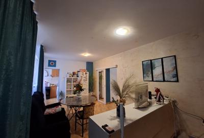 Apartament 4 camere zona Far Constanța  parter+demisol 450 euro - 1