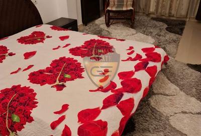 Apartament cu 3 camere semidecomandat în Central - 2