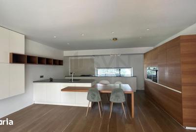 Casă cu 6 camere cu Teren 1500 Mp în Central - 4