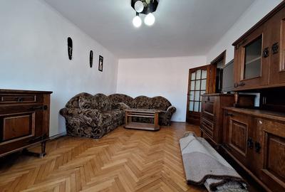 Apartament cu 3 camere decomandat, mobilat în Lipovei - 3