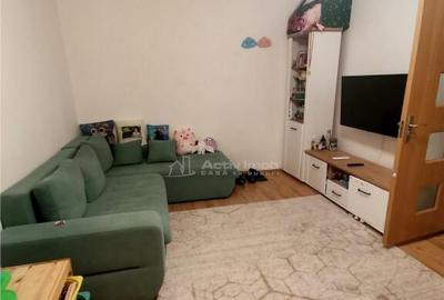 Teiul Doamnei, apartament 2 camere decom parter bloc 1982 - 2