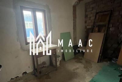 Casă individuală cu 10 camere cu Canalizare în Central - 12