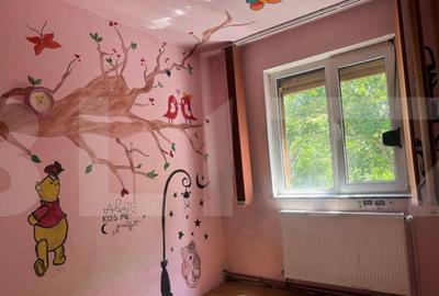 Apartament cu 4 camere decomandat în Dacia