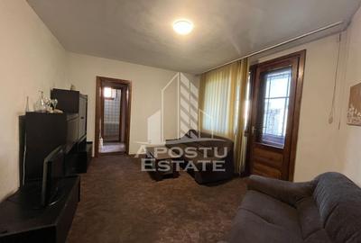 Apartament cu 2 camere semidecomandat, mobilat în Spitalul Județean