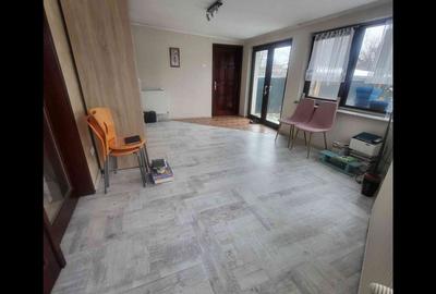 Casă cu 4 camere cu Teren 510 Mp în Șerbănești - 8