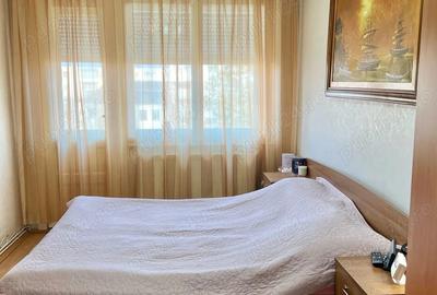 Apartament de vanzare (deasupra mag. Curtici) 2 camere Chisineu-Cris - 2