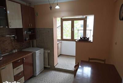 Apartament cu 2 camere decomandat în Central - 2