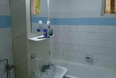 Apartament cu 3 camere decomandat în Central - 2
