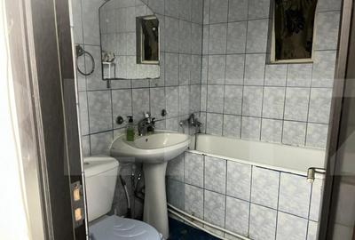 Apartament decomandat de 3 camere, 65 mp, etaj 3, zona Imp - 4