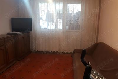 Inchiriez apartament 4 camere Trivale - 3
