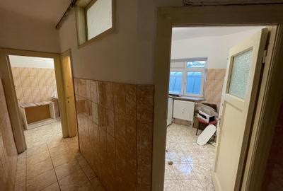 5 camere mansarda vis-a-vis de Palatul Cotroceni - 10
